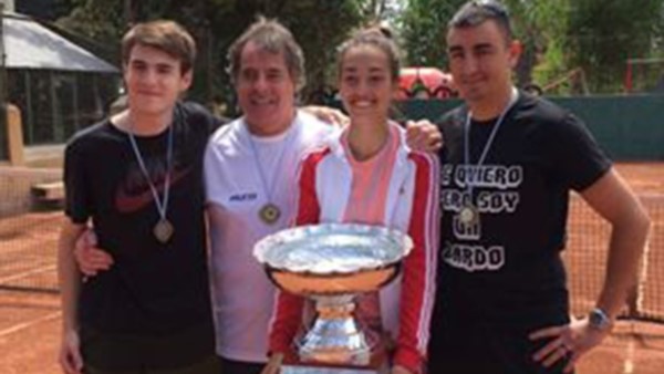 El equipo “Rojo”, conformado por Nicolás Frink, Emilia Maza y los Aristimuño, se quedó con la Copa Davis.