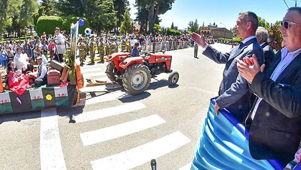 Contundente. Desde la cordillera, el mandatario insistió con marcar la cancha ante la oposición.