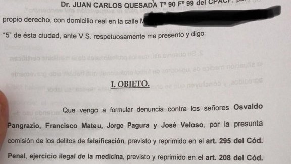 El letrado presentó una demanda penal por "estafa, ejercicio ilegal de la medicina y falsificación".