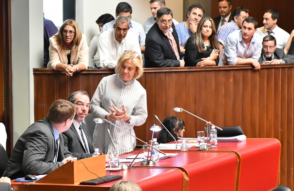 A cargo. José Grazzini pasó a la Presidencia de la Cámara y el FpV quedó en la línea de sucesión del poder.