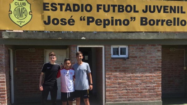 Juan Wunderlich, Alexis Leyes y Mario Jones, surgidos del semillero de Racing, fueron fichados por Olimpo.