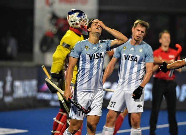 Los Leones reaccionaron pero perdieron 5-3 con Francia. Igual terminaron primeros en su grupo.