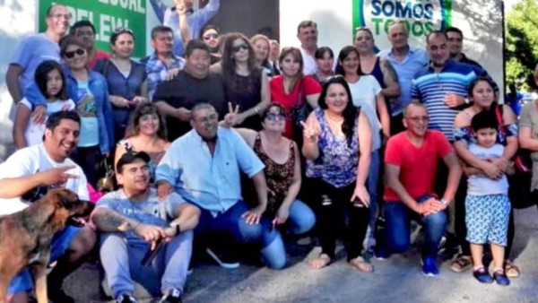 El local de Chubut Somos Todos está ubicado en avenida De los Trabajadores y Berwin.