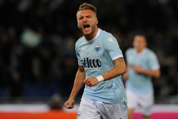 Con doblete de Ciro Immobile, goleador de la Serie A, Lazio derrotó 2-0 a Hellas Verona.