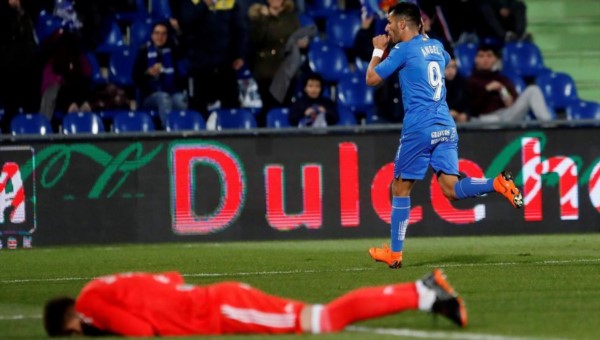 Getafe goleó en condición de local a Celta de Vigo.