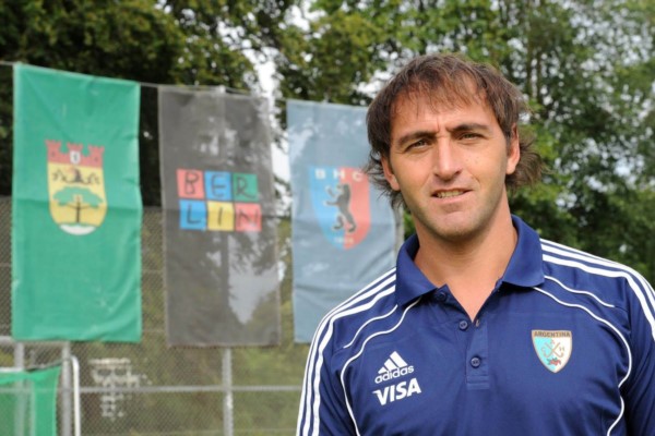  Carlos Retegui: "Me encantaría ser ayudante de un técnico de fútbol".