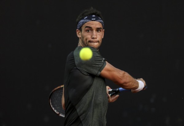 Verdasco venció 6-7, 6-2 y 6-0 a "Nico" Kicker para avanzar a cuartos: jugará ante Thiem.