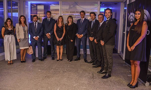 El edificio posee una superficie de 180.67 m2 y fue renovado bajo un diseño funcional acorde a las necesidades de los clientes.