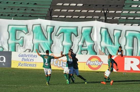 Agónico gol de Ávalos para que Nueva Chicago consiga un triunfo ante Deportivo Riestra.