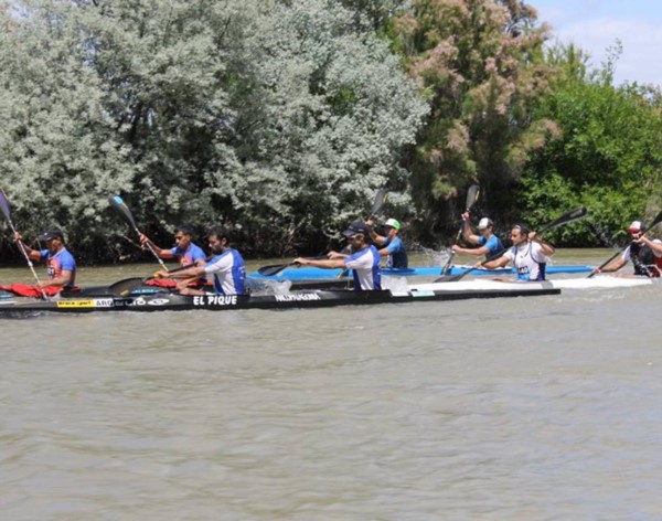 El Club Regatas organiza para el miércoles 28 de febrero, una carrera llamada “La Bajada de los Tres Puentes”.