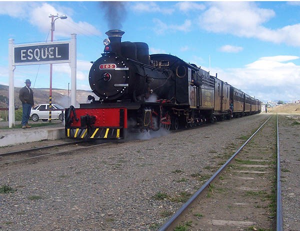 En El Maitén celebran con la Fiesta Nacional del Tren a Vapor.