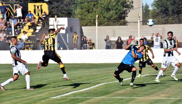 Cipolletti, rival de Madryn en el Federal A, juega por Copa Argentina ante el descendido Arsenal.