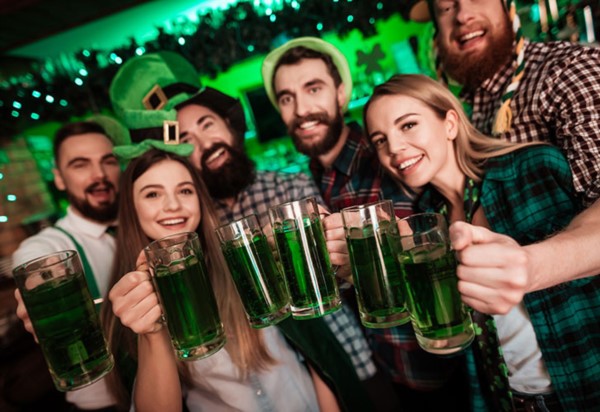 Este sábado el mundo se prepara para la celebración irlandesa más famosa: el Día de San Patricio, una fiesta caracterizada por los litros y litros de cerveza.