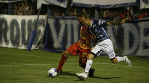 En un partido de vital importancia en la lucha por no descender, Boca Unidos igualó 1-1 ante Independiente Rivadavia.