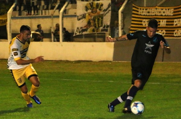 Brown sumó de visitante por segundo partido seguido.