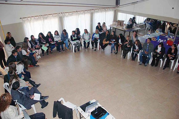 El taller contó con la participación de representantes de los diferentes municipios y de la justicia.