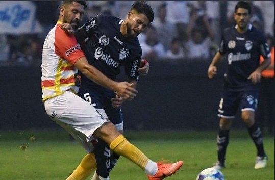 Quilmes aseguró su permanencia en la B Nacional.