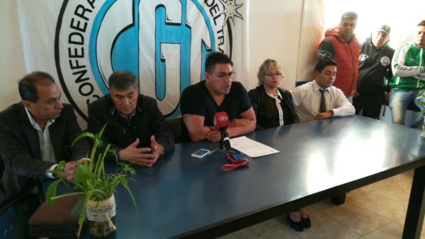 Luis Collio anunció su renuncia a la CGT del Valle (foto @loreleeming)