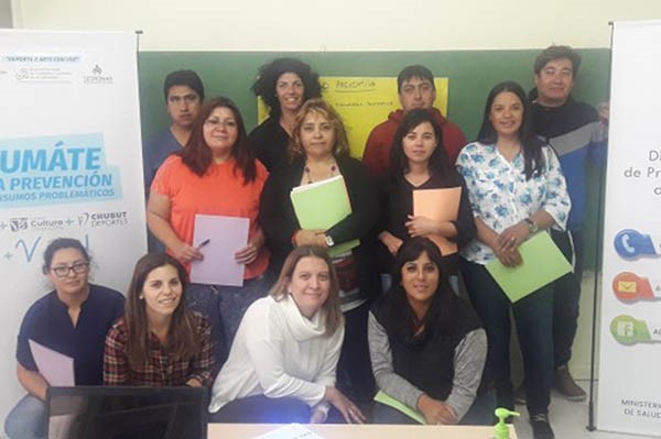 El encuentro se realizó en Los Altares, y  participaron referentes locales, de Las Plumas y Gualjaina.