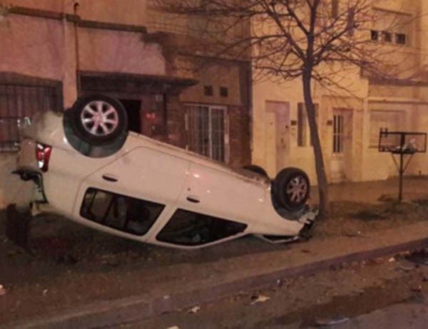 El violento accidente por fortuna no afectó a otras personas. (@CPG_GUT)