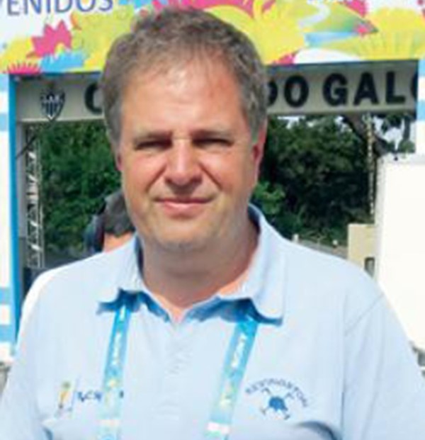 Víctor Tujschinaider , periodista de TyC Sports, estará en la ciudad.
