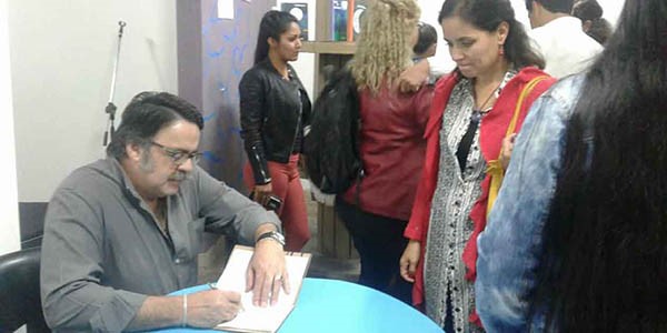 El autor de “Luna de invierno”, Sergio Pravaz, presenta la especial edición de su antologí a poética.
