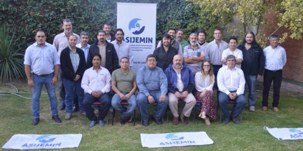 Los miembros de la Asociación Sindical brindarán una serie de charlas y conferencias.