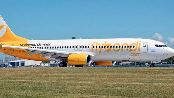 Flybondi opera con aviones Boeing 737-800 con capacidad para 189 pasajeros, todos en clase turista.