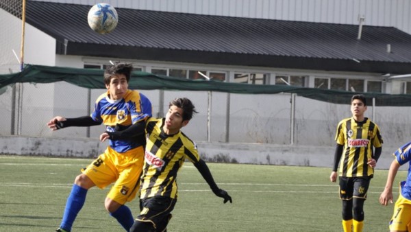 Deportivo Madryn, por su parte, fue goleado por Belgrano de Esquel.