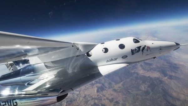 La meta es atravesar esa línea imaginaria donde comienza el espacio exterior, bien sea la línea Karman, a 100 km de la superficie terrestre.