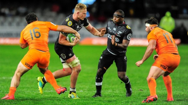 Pensando en cuartos de final, Jaguares perdió ante los Sharks en el cierre de la fase regular del Super Rugby.