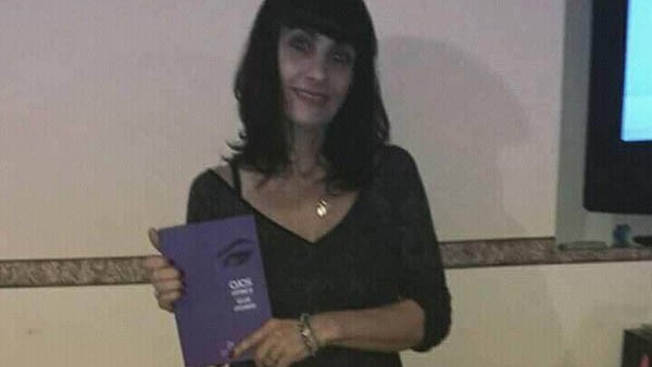 Silvia Etchaide, de Puerto Madryn,  presentará su libro “Ojos gitanos”.