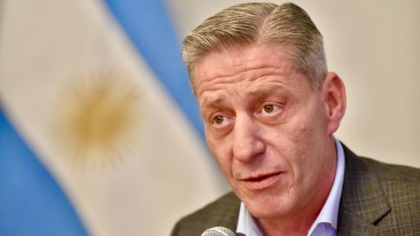 Arcioni pidió una reflexión.