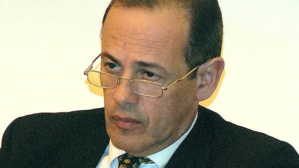 Multa. Barcia, exfuncionario bancario, y una sanción que debe pagar.