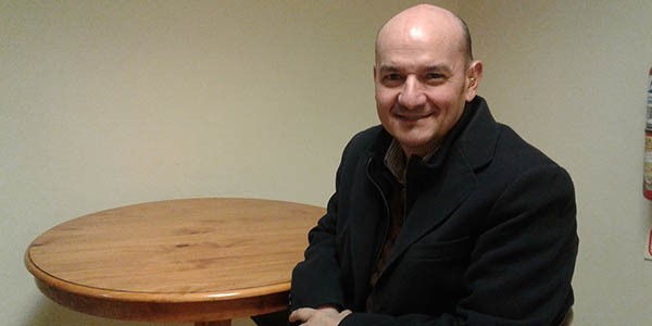 El Maestro Fernando Saldivia retomó la práctica de la Esgrima en Trelew. Las clases son abiertas y gratuitas.