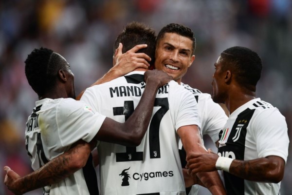 Con goles de Pjanic y Mandzukic, la Juventus derrotó 2-0 a Lazio por la segunda fecha de la Serie A.
