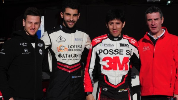 El chubutense Lucas Valle y su equipo. Con su Mitsubishi, alcanzó el puesto 15 en la segunda final de Salta.