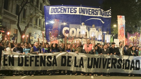 Luego de una semana de paro y protestas, hoy se reunirán los sectores.