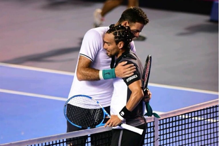 Del Potro no pudo festejar en Los Cabos al caer con Fognini pero aún conserva la chance de ser N° 3 del mundo.