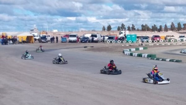Ayer se desarrolló la quinta fecha del karting de tierra en el circuito de la ciudad de Puerto Madryn.