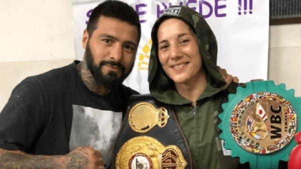 Lucas Matthysse acompañó a su hermana Soledad en la velada de Senillosa. La “Itaka” salió victoriosa.