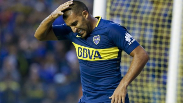 Wanchope no pudo terminar el entrenamiento de hoy por una lesión de grado 2 en el sóleo derecho.