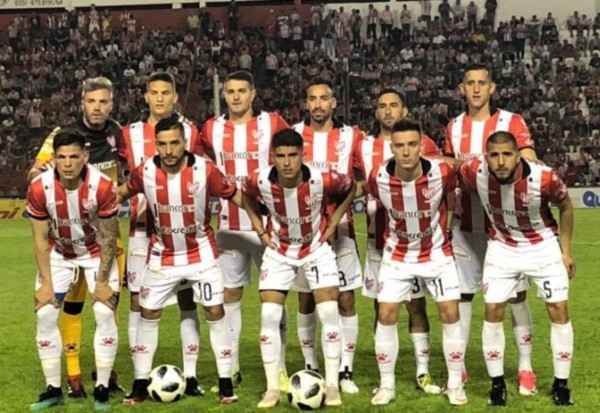 En un partidazo, Instituto lo dio vuelta y terminó derrotando 4-3 a Defensores de Belgrano.