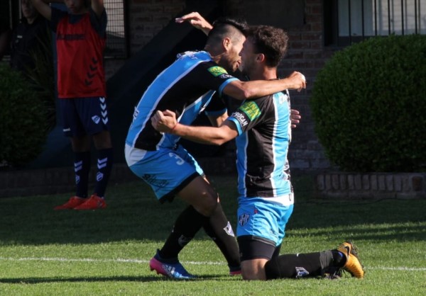El pampeano Joaquín Susvielles anotó el gol de Almagro ante Quilmes.