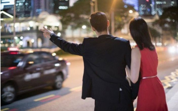 Pidió un Uber para ir al hotel alojamiento con su amante y el conductor resultó ser su marido.