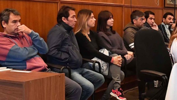 Apuntados. Figueroa, Correa, Mac Leod, Souza, Gatica, Lüters y Ramón, en el banquillo de los acusados. 