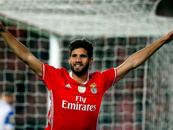 El apuntado por Boca para reforzar la zaga central sería Lisandro López, actualmente en el Genoa de Italia.