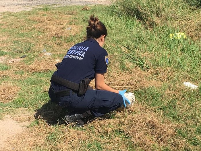 Hallaron ropa y dos bolsas durante el rastrillaje en busca de la odontóloga Gisela Solís.