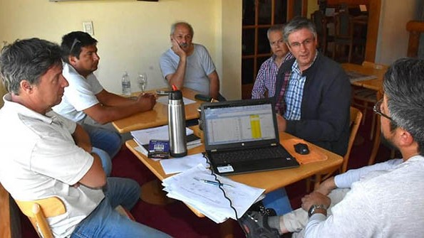 Coordinación. El Ejecutivo y la empresa acuerdan un plan de obras. 