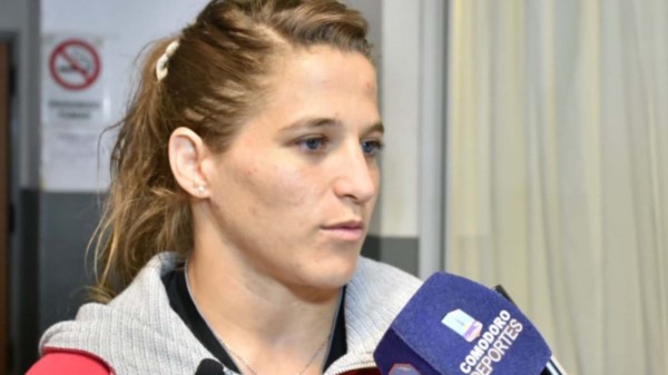 Paula Pareto, la primera mujer argentina en consagrarse campeona olímpica, dialogó con la prensa durante la Expo Deportes 2019 en Comodoro.